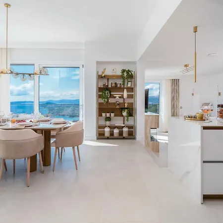 Villa Naaria, Unique View, Infinity Pool And Complete Privacy *
