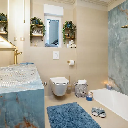 Naaria, Unique View, Infinity Pool And Complete Privacy Villa