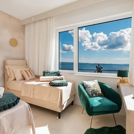Naaria, Unique View, Infinity Pool And Complete Privacy Villa *