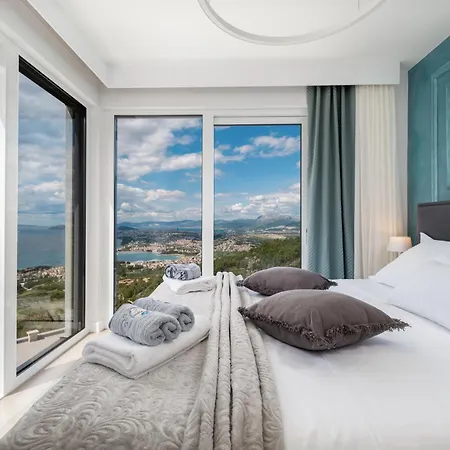 Naaria, Unique View, Infinity Pool And Complete Privacy