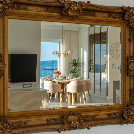 Naaria, Unique View, Infinity Pool And Complete Privacy Podstrana